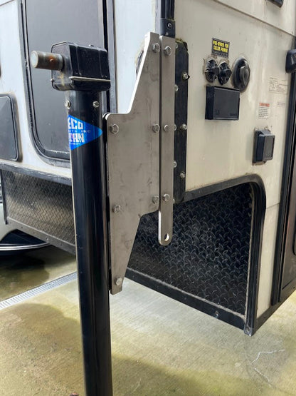 Offset Extension Brackets for Rieco-Titan Jacks